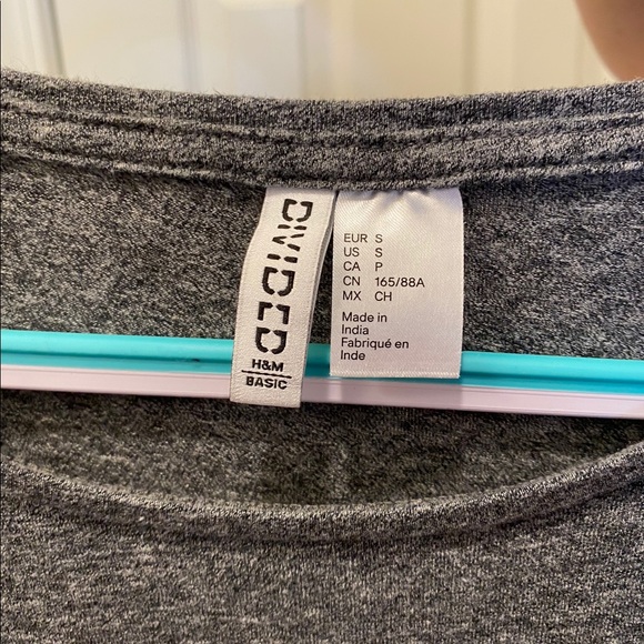 H&M dress - Picture 4 of 4